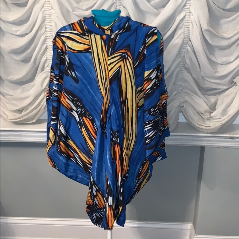 Alberto Makali blouse with cut out shoulders  Xl - Picture 3 of 4